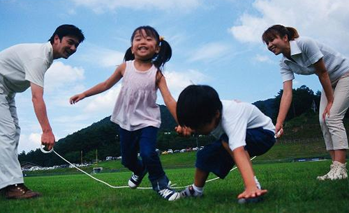 ���������c�ʣ�������Ȼ�����K��ِ�oŮ��һ�ΙC(j��)��