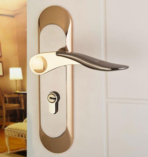 �i���Ј�������������� �Mһ�����M�ИI(y��)�l(f��)չ