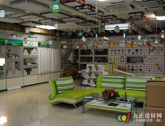 �����Ј�څ��� LED�̼�ԓ��ô�k��