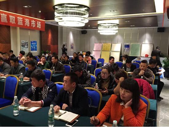 �͵�ʿ���F(tu��n)ˇ�g(sh��)Ϳ�����o���ƏV������M(j��n)����