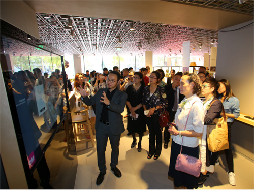 �Գք�(chu��ng)�°l(f��)չ�������Ҿ��ھ��Ƴ����g���Ʒ���(w��)