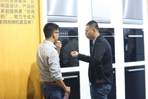 ���ġ����õ���ʽϴ��C(j��)��������� ���@��(g��)�p11������ُ(g��u)��