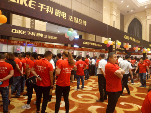 ������ ֱ��ǧ��ؔ(c��i)��ʢ��