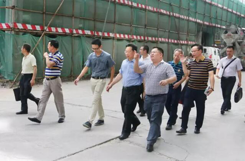 ��ɽ�аl(f��)�ľ־��Lһ���{�з�ɽ���Ї��չȡ���ɫС�(zh��n)