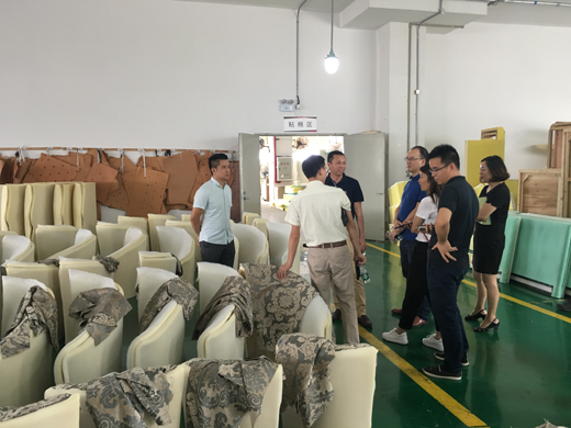 ���������W�ɹ����I(l��ng)��(d��o)��־�_(d��)�ҾӅ��^