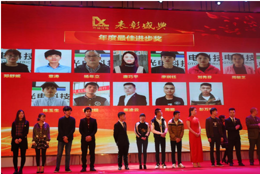 ���ʮɫ������ȴ��p  ��(y��u)���T���@��(ji��ng)