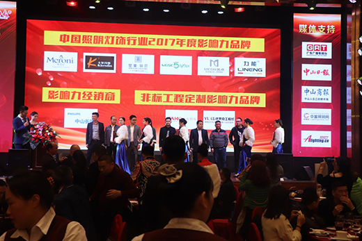 ���7�������ʮɫ����ҫ���ن�