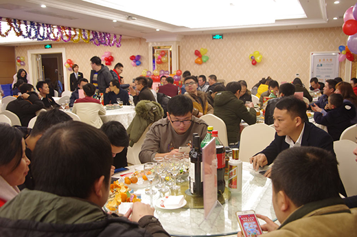 �����V����˾2017��ȱ�����2018ӭ������A�M�Y(ji��)��