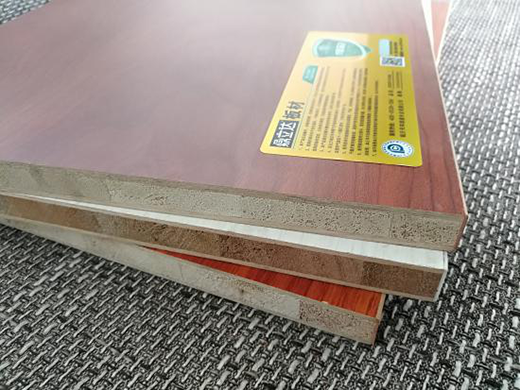 �����_��Ľ��حh(hu��n)����ĺ����B(t��i)��֮�g���Pϵ