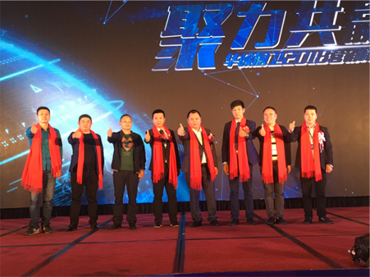 ȫ�̡����^���A�T�N�l(w��i)��(j��ng)�N�̴��(hu��)���ʃ�(n��i)��