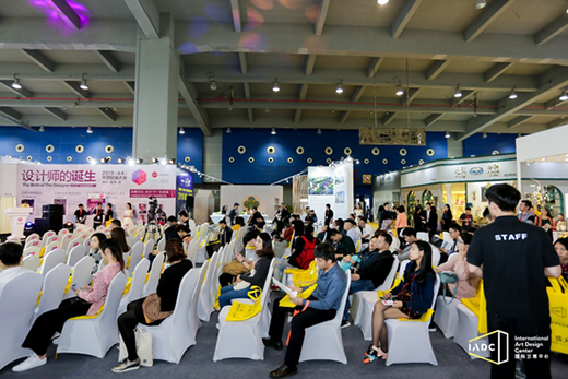 �����A��ȫ���̘I(y��)ģʽ���M���A����ȫ���������W(xu��)�C���w������Ļ