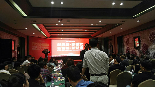 ��ɯ�l(w��i)ԡ���(hu��)��վ�ڸ��ߵĵط���δ��