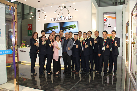 ��ɯ��ԡ�����������Ϻ�չ �ڴ��c��������