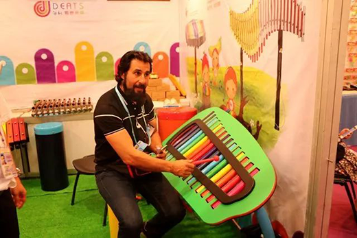 �������ĳ�Ƭ�C(j��) ���ŵ��Y�Ó����V����(hu��)֮�P��