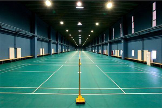 地坪漆十大品牌：風(fēng)雨操場(chǎng)使用聚氨酯地坪漆的好處