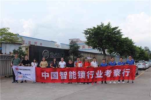 �Ї������i������֮���M���cԭ�� ̽�L�����i���a(ch��n)���I(y��)�@