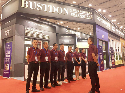 �Fꖽ����������չ� ��˹���D�T���d�u���w