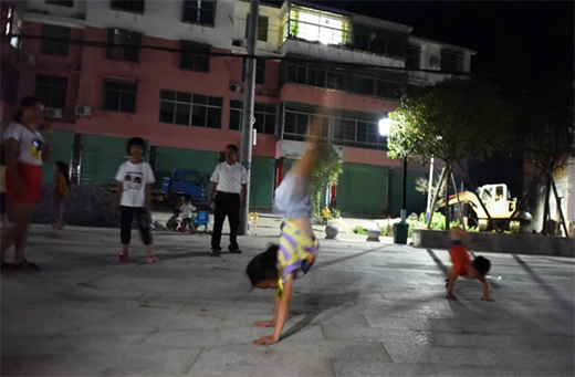 ̫���·���c�����Ӵ塰ҹ���