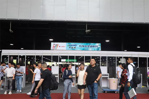 ���Ї�ʮ��Ʒ�ơ������ԼҾ���䷶�����`�Ň��H�Ҿ߲��[��