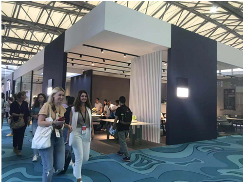 ���A֮�g�M�@��ʽ�O��(ji��n)�������Ҿ��@�G�����Ϻ���(gu��)�H�Ҿ�չ