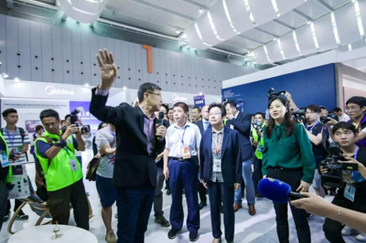 2019�V�|���H��늲��[��ʢ���_Ļ