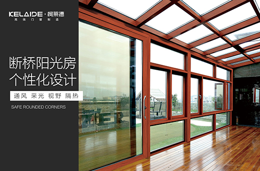 ���݁��u ���R���T��ů�����ʢ���_��