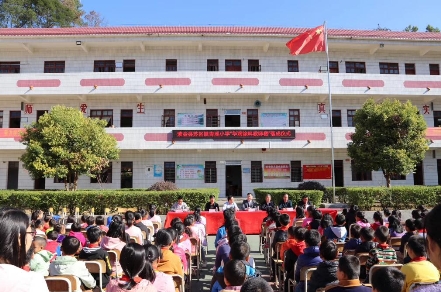 ϣ������30�����A��Ϳ�Ͼ轨��13���̌W(xu��)���ڏV�|�Ͻ����