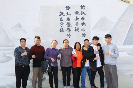 ���Y�Ó���(l��)�ж�֮�� ӭ�L(f��ng)����