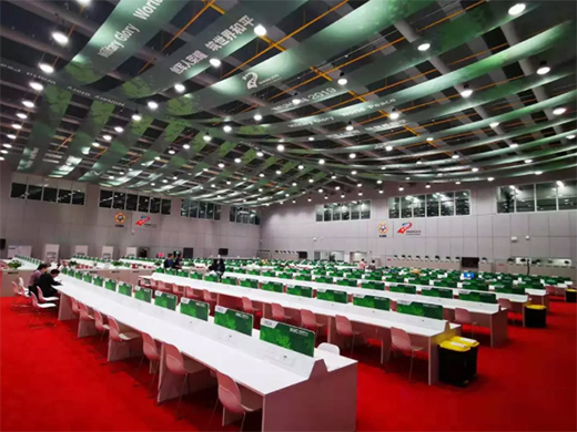 ���߃�(n��i)�������w��������(d��ng)���cδ��