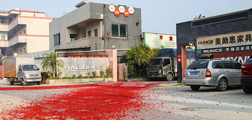 �^��ȫ�ݶ�����ʽ�͹��ͮa(ch��n) �^���m(x��)���I(y��)�A��