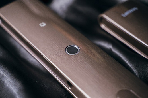 (li��n)�������T�iA1Ů��(ji��)��Ӂ��u һ�|�_��������w�