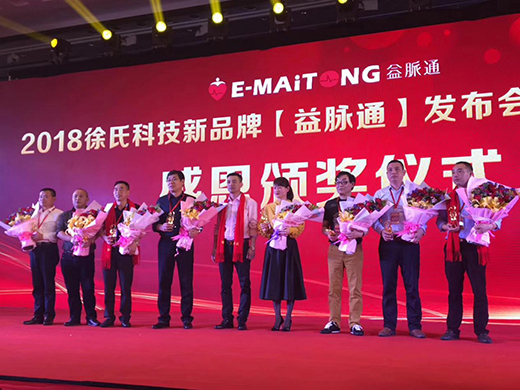 ��һ��һ�������ǰ�С�ף�R���}ͨƷ�Ƴ���2����