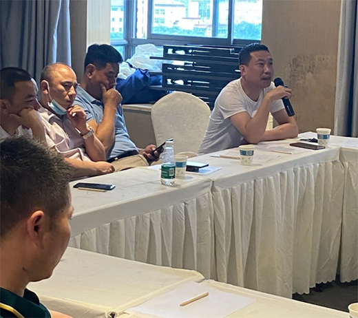 ��ʿ����2020�깤�̽�(j��ng)�N(xi��o)�̕�(hu��)�h�A�M���