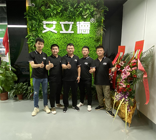 �V�|�����½��ļ��F���w�� �`���fǧ����!