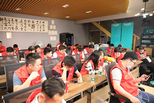 ����������������2020�׼���Ʒ�l(f��)����(hu��)���𱬾W(w��ng)�j(lu��)