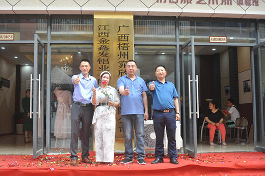 ������y��ʮ������^���������_(d��)�ɑ�(zh��n)�Ժ���