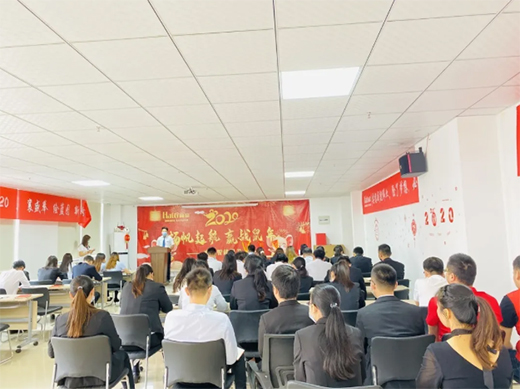 �R�ąf(xi��)����ͬ�۹������̵����܏N�l(w��i)���·݆T�����ô��