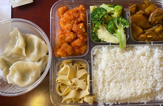 以“團(tuán)”之名，互聯(lián)網(wǎng)企業(yè)跨界搶占餐飲市場