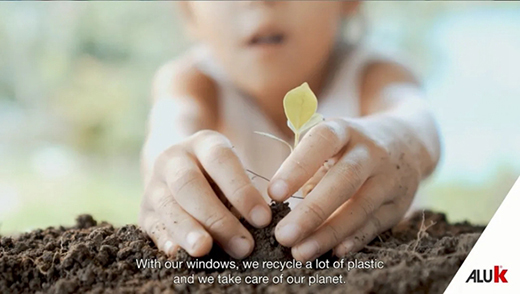 阿魯克鋁合金門窗：守護(hù)地球 讓塑料回收再利用