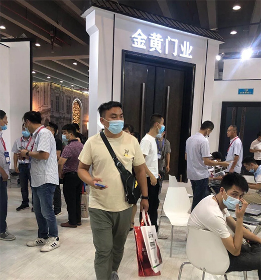 ܊���T�I(y��)չ�d������Ʒ���I(l��ng)�ИI(y��)�r�г���