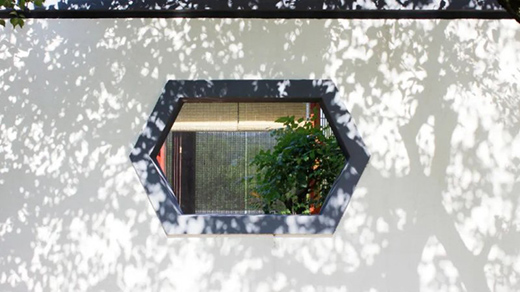 窗與月，門與人：動(dòng)靜之道，存乎一心