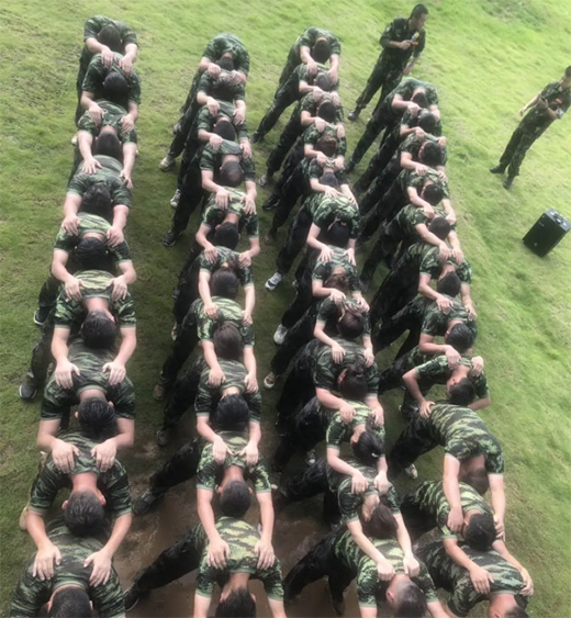 ���ľ��� �ل�(chu��ng)�x�� ٤��ܽ2020��I�N��Ӣ�F���չӖ��