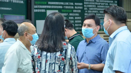 �A����о�壺��ľ�ǧ����һ�ο�Խ�������������