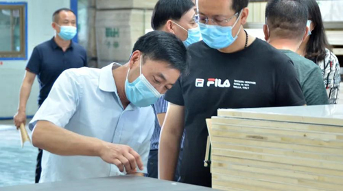 �A����о�壺��ľ�ǧ����һ�ο�Խ�������������