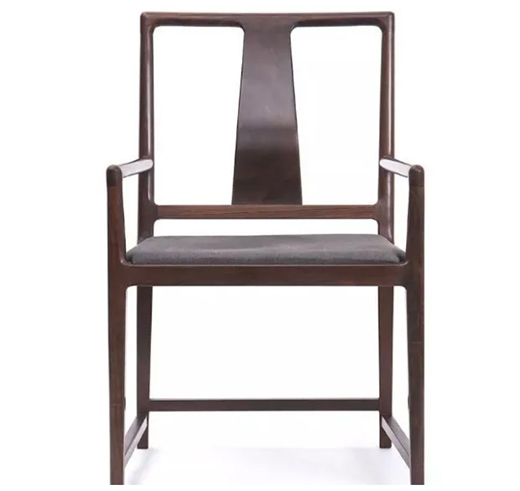 ���ϼtľ������t��֦����ľ�ĳ���tɫ����t��֦һ�㎧���ζ