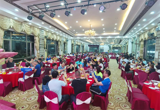 ����Ϳ�ϼ��˚g��һ����ͬ�R������c!