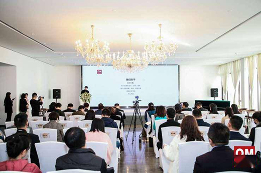 環(huán)保再升級(jí) 曲美推出“零甲醛添加原木結(jié)構(gòu)板”