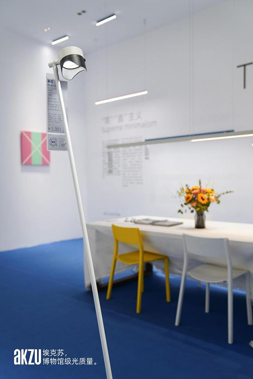 �Ҿ�����֮��(chu��ng)�콹�c(di��n)�Ľ��c(di��n)�������KThe Pole��(bi��o)�Uϵ��