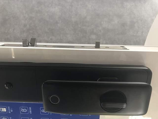 ���ȏ�(qi��ng)�ȰY�������Ǽ�P18�����T�i���ǻ۴��찲ȫ