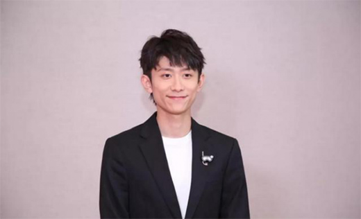 ����ʮ��Ʒ������ʿ�D����һ���ɹ����˲����e�^��һ�K�ñ�